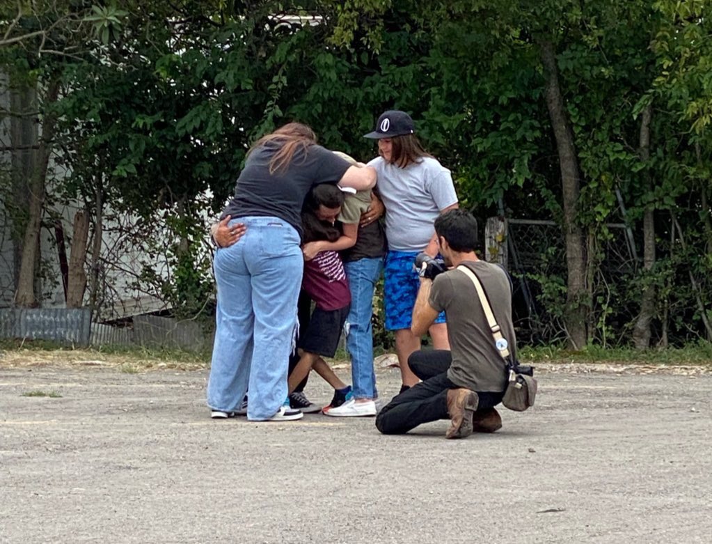 AmandaHTV's tweet photo. I think these photos say it all. @BCross052422 is going home after the UCISD police department has been suspended. He’s been camped outside the district’s administrative building and wasn’t planning to leave until the suspensions happened. @LivesRobbed
+
Photo credit: @berlie72 https://t.co/QB7Bx3Nq3h