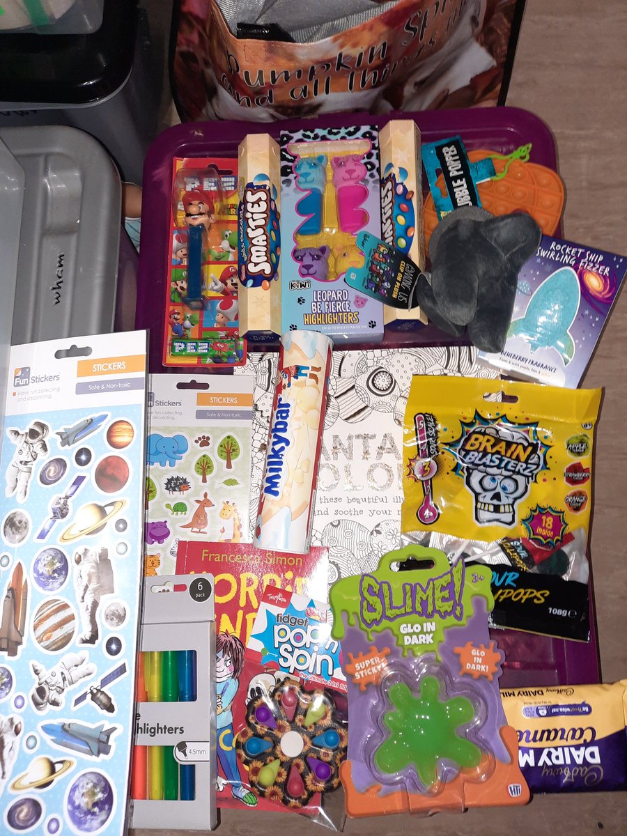 graydon_caitlin's tweet photo. The children have been learning about Van Gogh which means my Netherlands pizza box came out 🥰 they have completed their own gorgeous interpretation of Starry night.
Also today was prize day for the table with the most gems and they were deligted
#pgce #uucpgce https://t.co/auGF4WclwT