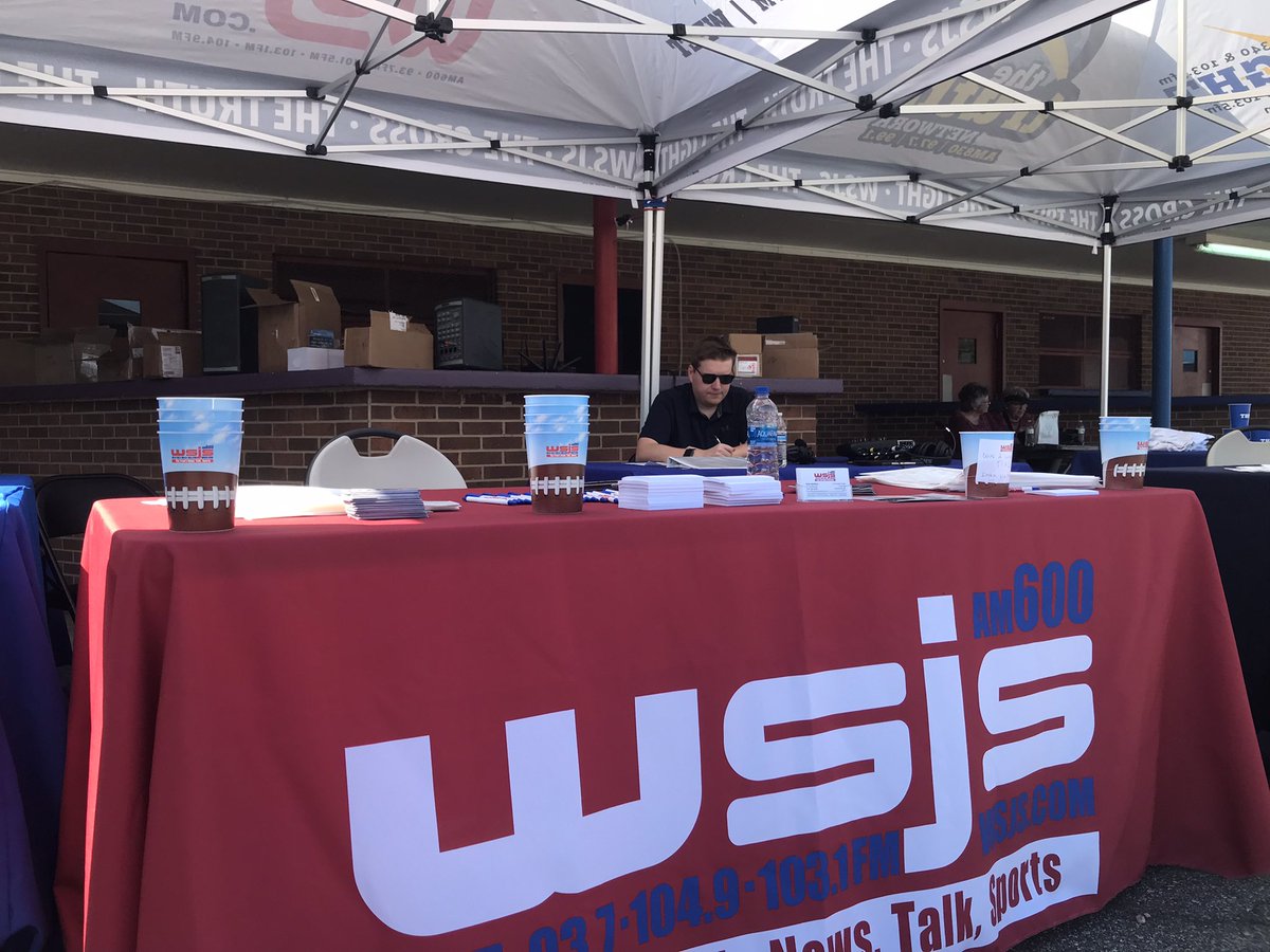 JoshGrahamShow's tweet photo. Todayโs show live from the @cclassicfair: ๐ญ
3 - #Panthers ๐โโฌ
3:15 - @DavePolaski ๐
3:30 - #Alien ๐ฝ
3:45 - #AtTheMovies ๐
4 - #Big4 4๏ธโฃ
4:30 - #KeepitSimple ๐
5 - #FiveThingsAt5๐
5:30 - @SamFarberLive ๐
5:55 - #RhinestoneFriday ๐ด
๐ป: @WSJSRadio
โฐ: 3-6 pm
๐: 336-777-1600 https://t.co/wFgbLzkQtu