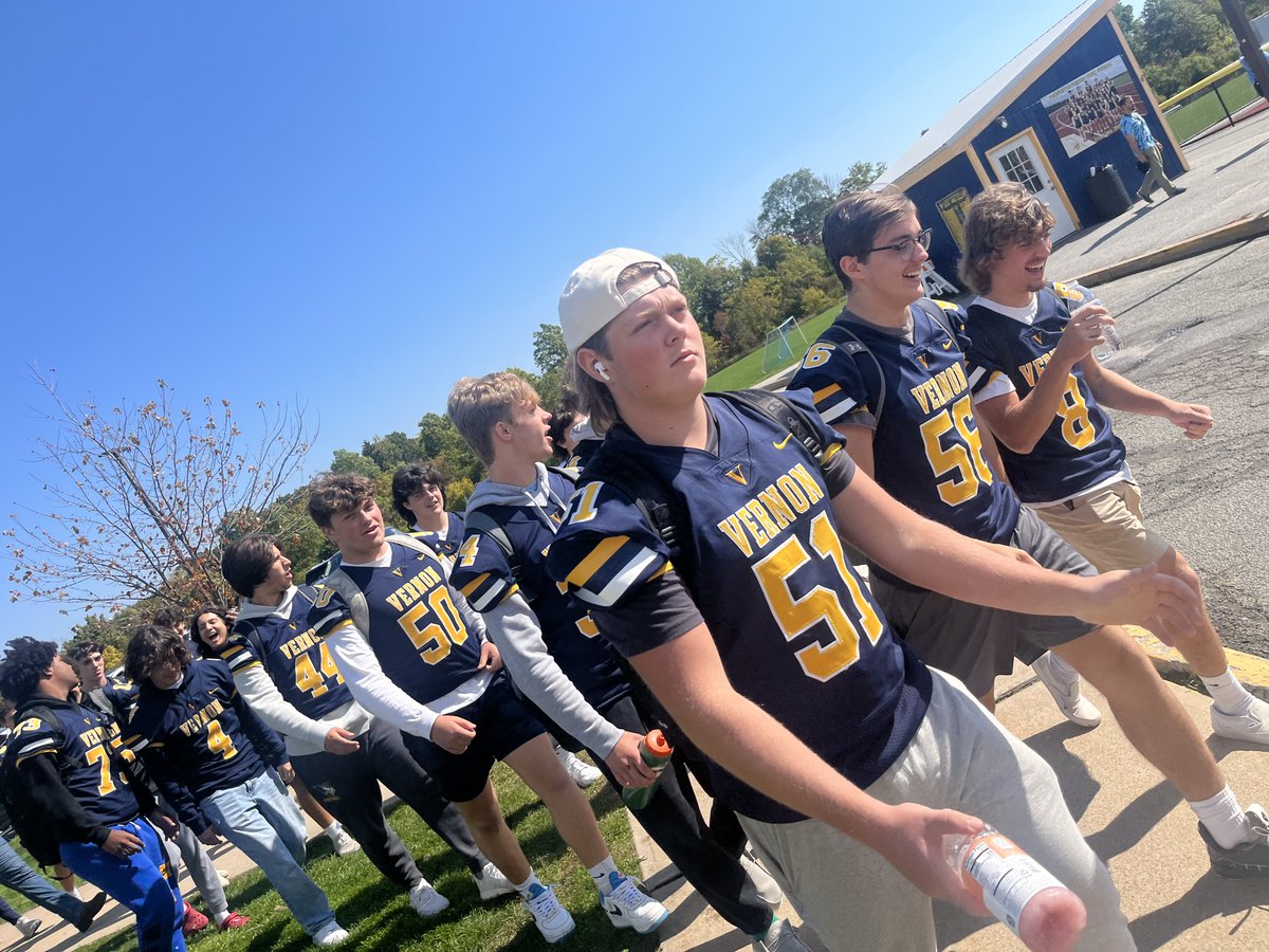 VTHSVikings's tweet photo. Homecoming Pep Rally today -- Fall athletes paraded onto the field to be recognized by their VTHS peers and staff. Their smiles prove they LOVE the competition! Homecoming Football game is tonight against West Milford! #WeAreVTHS #VikingPride #VikingValues https://t.co/rwPWT2dUXh