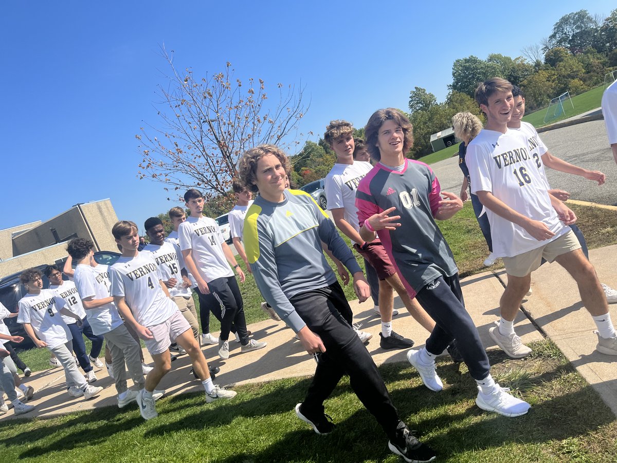 VTHSVikings's tweet photo. Homecoming Pep Rally today -- Fall athletes paraded onto the field to be recognized by their VTHS peers and staff. Their smiles prove they LOVE the competition! Homecoming Football game is tonight against West Milford! #WeAreVTHS #VikingPride #VikingValues https://t.co/rwPWT2dUXh