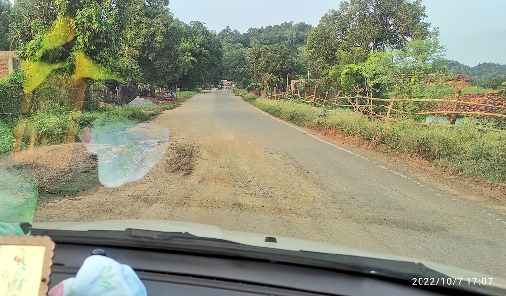 arunGKsoni's tweet photo. परम आदरणीय @ChouhanShivraj , @nitin_gadkari
@SidhiCollector
@RitiPathakSidhi
इस ट्वीट के माध्यम से मैं आपका ध्यान सीधी से शहडोल मुख्य मार्ग में सीधी से मझौली के बीच की सड़क की दुर्दशा के बारे में आकर्षित करना चाहूंगा. वर्तमान में सड़क की स्थिति इतनी खराब है की.. (1/5) https://t.co/Oe385jW7Wr