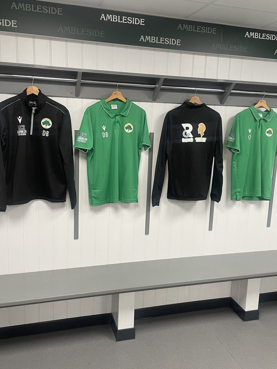 amblesideafc's tweet photo. Tracksuit day for the boys, thanks again to our sponsor &amp; to @EastMacron for kitting us out, we have one happy very gaffer #bloater 🙌🏻⚽️🌳 https://t.co/961cZXJCGE