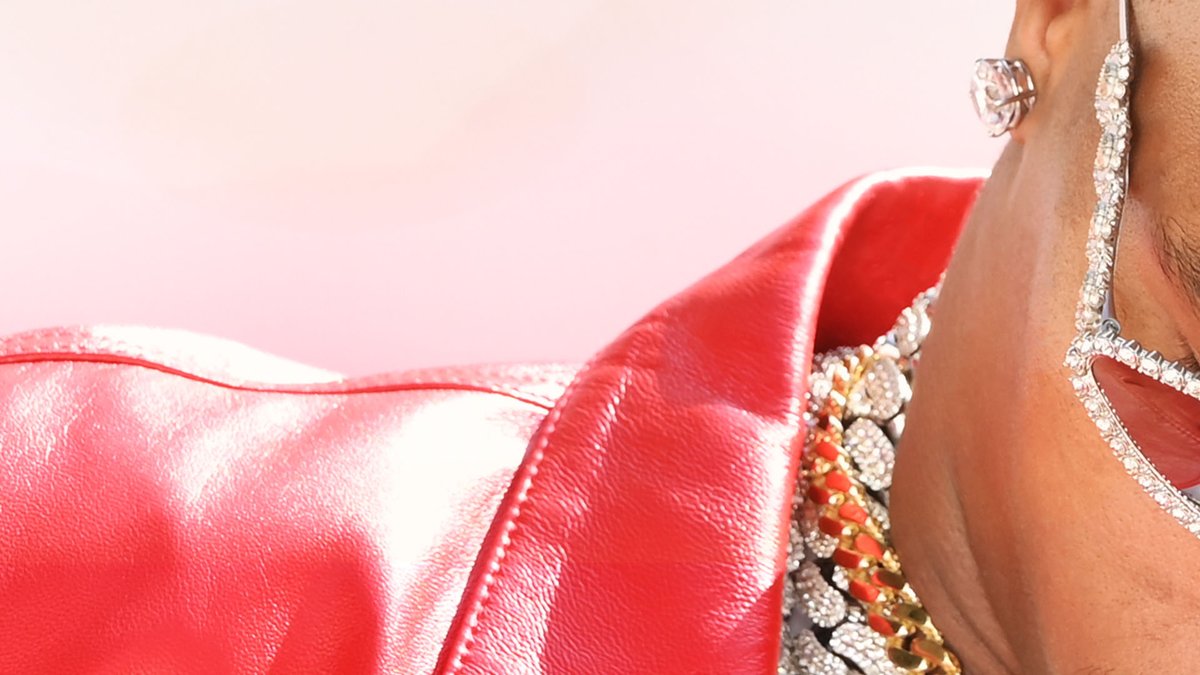 YouTube's tweet photo. can you guess whose new music is coming to Shorts? https://t.co/8MIQDxJKbC