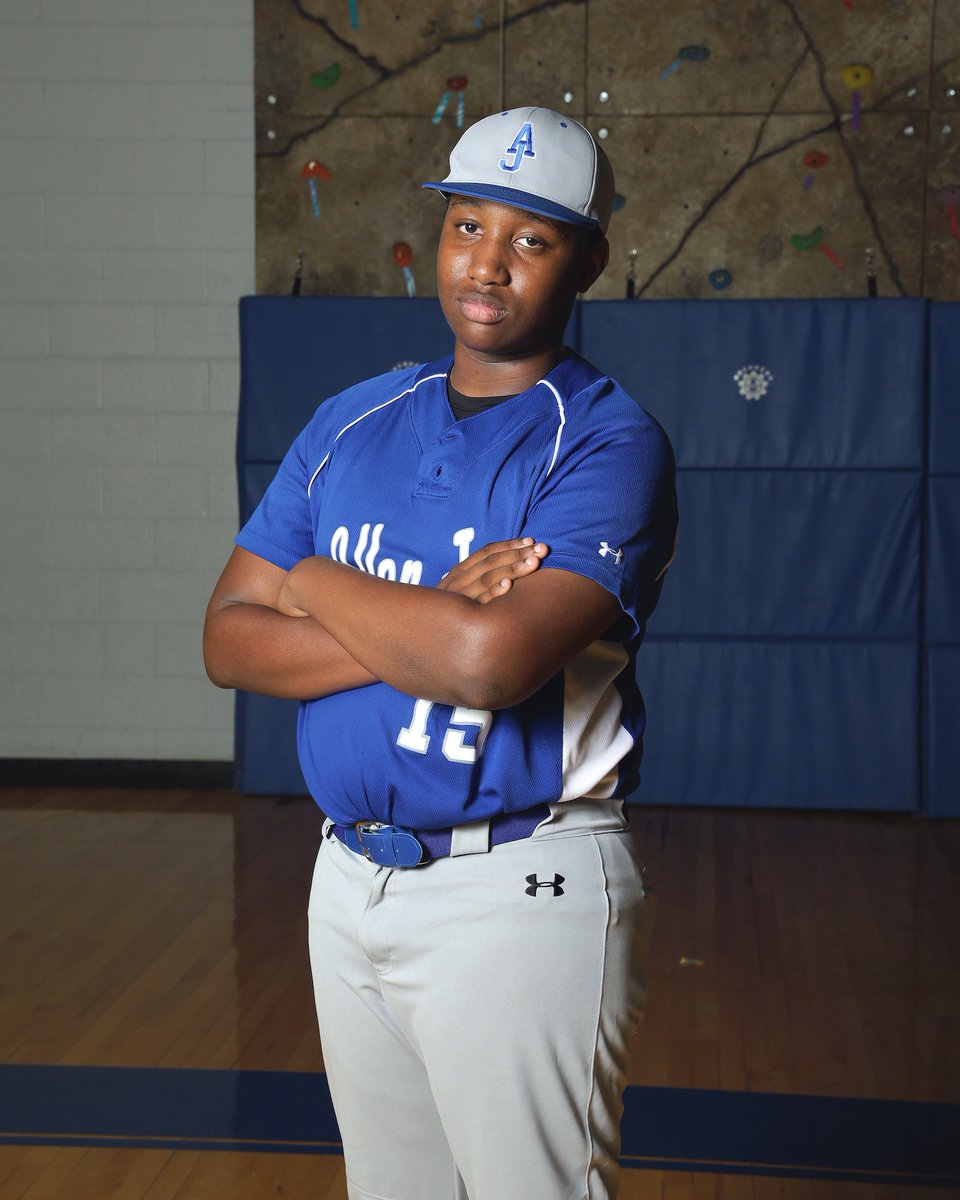 GCSchoolsNC's tweet photo. Javion Jones, a 9th grader at the A&amp;T Four Middle College, has been selected as a @American_Heart Youth Heart Ambassador. Javion went into cardiac arrest at 13. Luckily, his coaches knew how to save his life. Now, he can encourage and advocate for others: https://t.co/muG3Z1tX5h https://t.co/UhTouc1fH8
