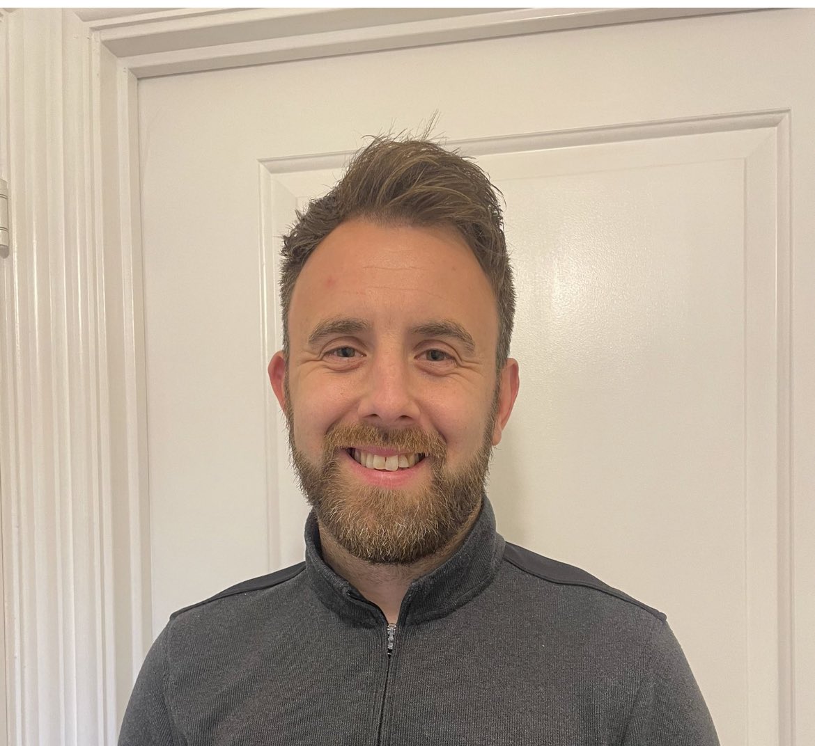 sporting_PB's tweet photo. Final staff member! @scottdog89 is joining us for our football camp this October! What an addition we have made here, he will have an amazing and positive impact on our participants.
Book now https://t.co/s6HuMH64oa #teamsporting #football #holidaycamps https://t.co/vNjbyK5tdX