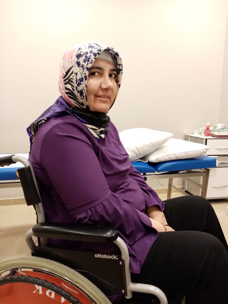 3 Ekim'de kapalı kalp ameliyatı olan % 89 engelli KHK’lı Şerife Sulukan, dün tekrar cezaevine gönderildi. 

ENGELLİ, KALP HASTASI, FELÇLİ Şerife Sulukan tahliye edilsin.

<a href="/MSTanrikulu/">Sezgin Tanrıkulu</a> 

ŞerifeÖğretmen FelçliVeTutuklu