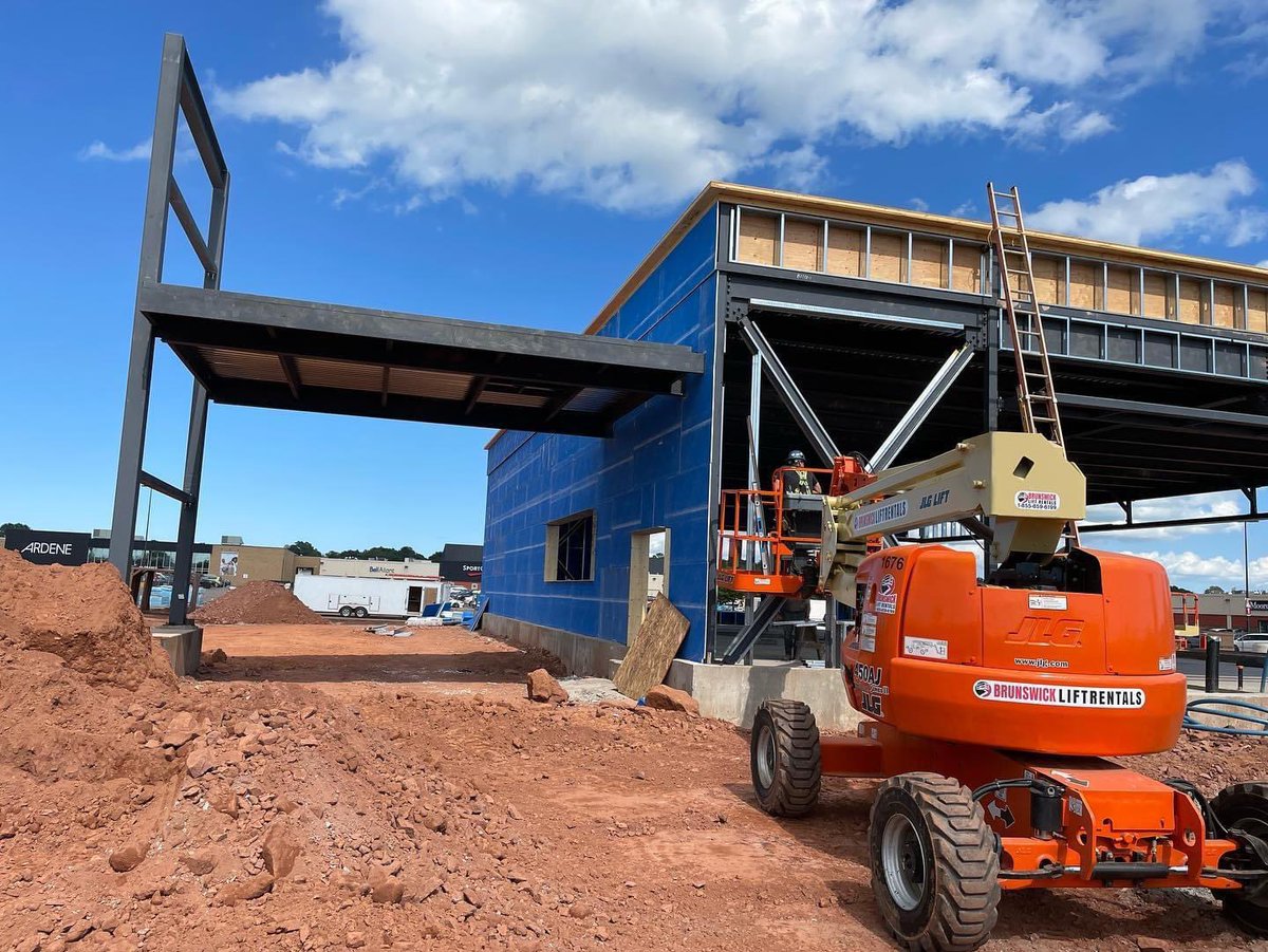 Check out the new BMO coming along at Royalty Crossings in Charlottetown, PEI! 👏🏼 👏🏼 

General Contractor: MacLean Construction 

<a href="/WherePEIShops/">Royalty Crossing</a>