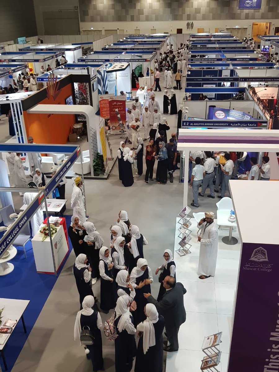 يعتبر معرض التعليم العالي التدريب وتطوير الموارد البشرية "#إيدوتراك_عمان" جسراً يحقق التواصل بين الجامعات المحلية والدولية من شتى أقطار العالم مع الطلاب الراغبين في الدراسة فيها حيث سينطلق يوم الاثنين القادم ولمدة 3 أيام بمركز عمان للمؤتمرات والمعارض بتنظيم <a href="/AlNimrOman/">Al Nimr Expo</a>