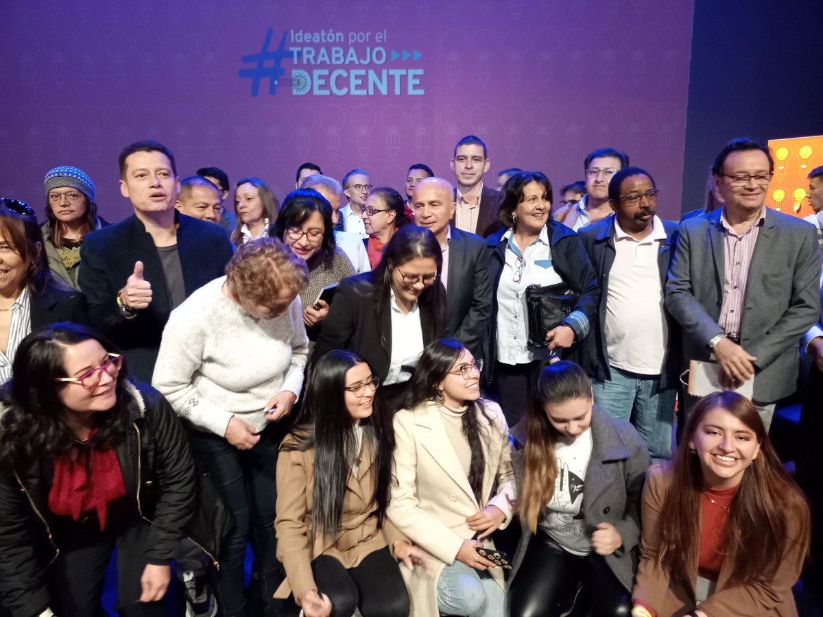 fabioaph's tweet photo. Sindistritales Cut presente #IdeatonPorElTrabajoDecente https://t.co/bepo6FWTxK