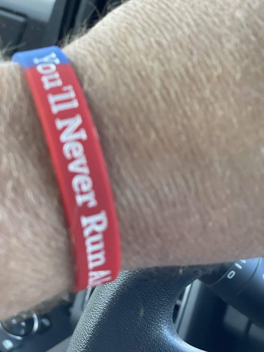 TrkerBruce81's tweet photo. And got my bracelets to support this young man and his family in the journey to recovery 🙏#JaydenStrong https://t.co/99QAGcEV8J