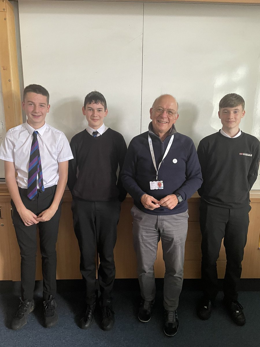 SASB_Numeracy's tweet image. Some of our S3 pupils took part in a career in maths workshop today! They had talks from a pilot, doctor and an engineer. The pupils learned about the maths each of them use in their job and discussed some real life examples! #STEM @sasbhighschool