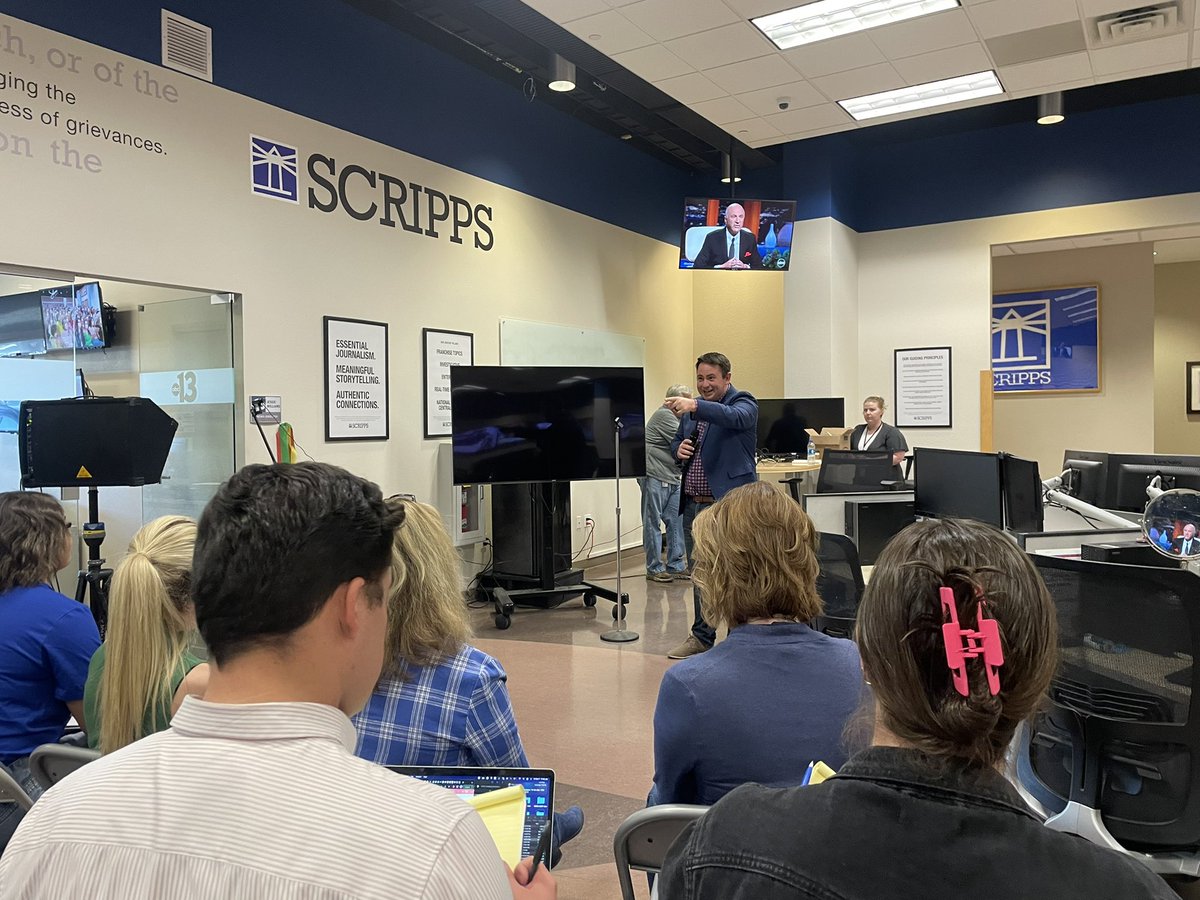 joemoeller44's tweet photo. Great to see @JoeStGeorge speaking to @KTNV this morning talking political reporting @EWScrippsCo https://t.co/L1KvqTKcDs