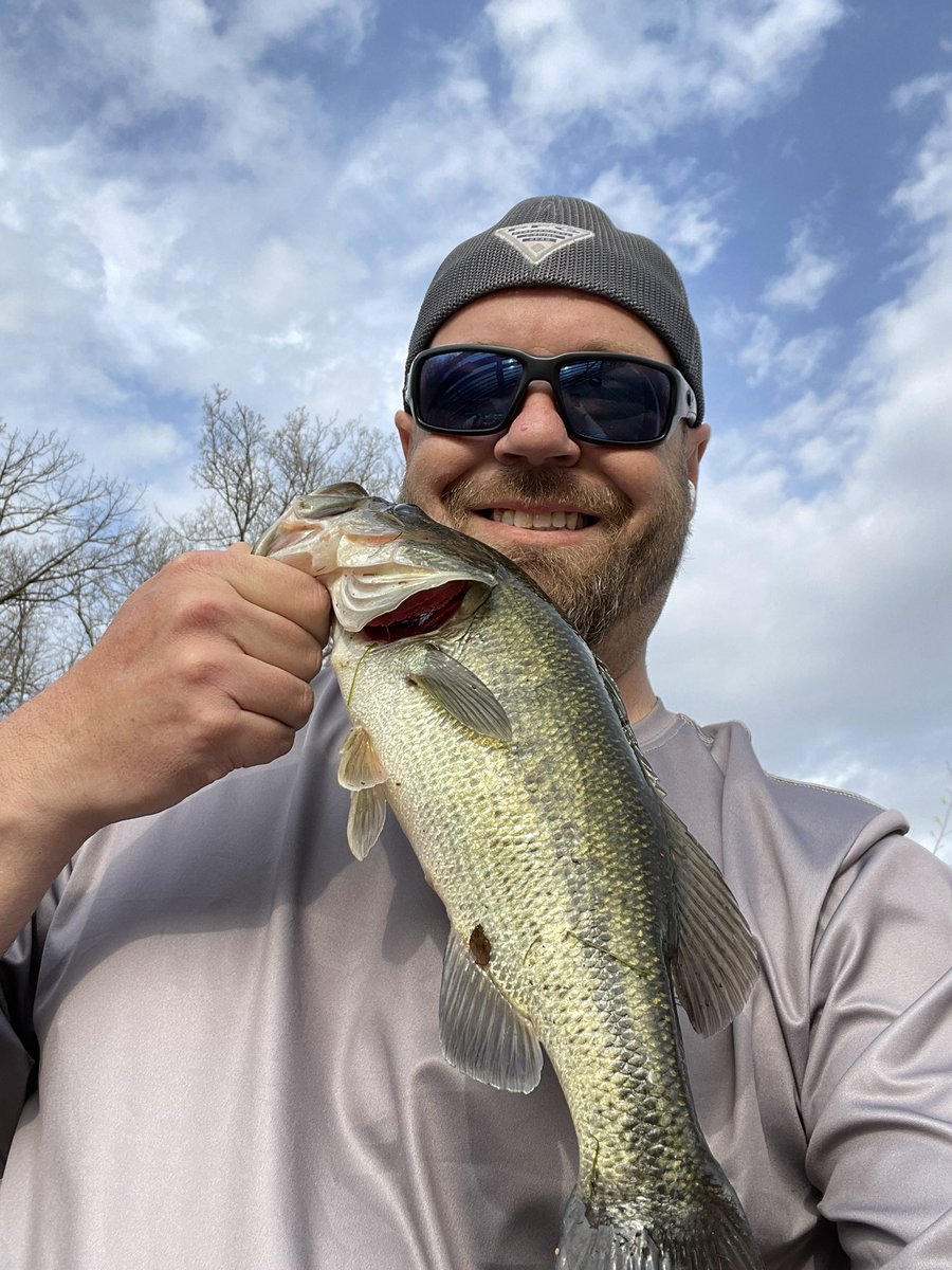 GregBolden82's tweet photo. Lately my Kansas City Bass fishing trips have been great this year. https://t.co/gRGob6hVrQ