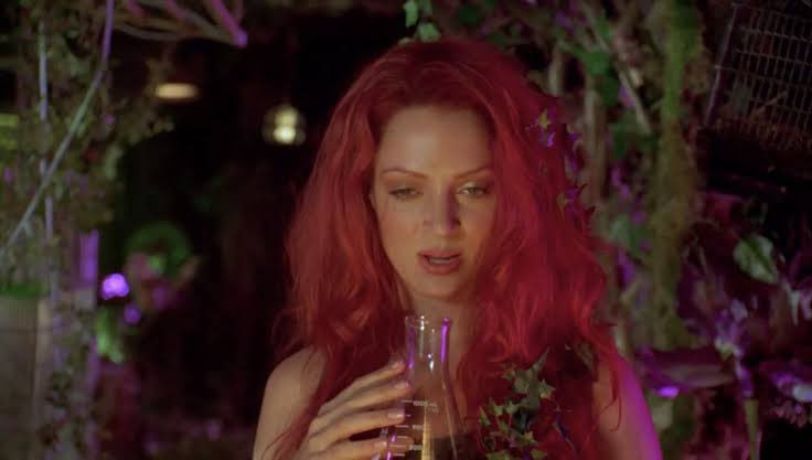 poisonivynews's tweet photo. Uma Thurman as Poison Ivy in Batman &amp; Robin (1997). https://t.co/N2fCdfbL8B