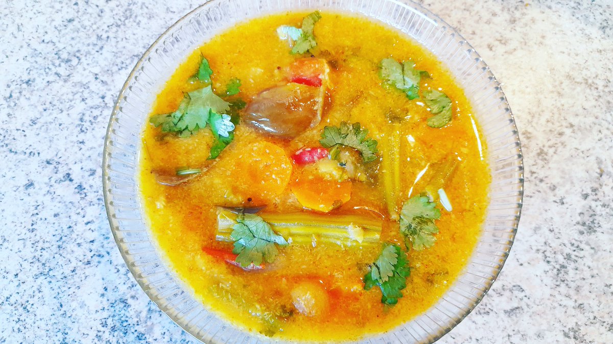 Coconut Sambar (Dal curry)
Recipe:   youtu.be/Axre4c48VCw

#Food #recipeoftheday #Foodphotography #Foodies