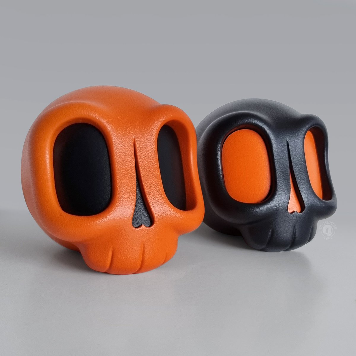 💀 Dead Lucky 💀
Lucky Day/Lucky Night
These will be available this Saturday (8th October at 22:00 BST and they're very limited with just 10 of each colourway.
christopherluke.co.uk 
Thank you so much for your support!! 
💀🖤🎃 #deadluckyskulls