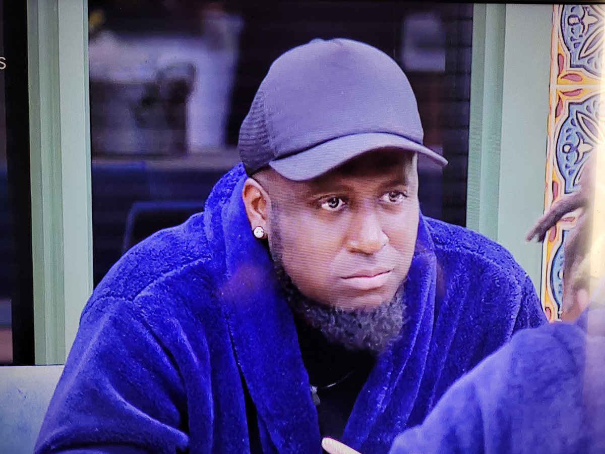 Desenfezando's tweet image. PRECISA "CAPINAR" ESSA MATO...Até as plantas fazem mais q ele! 
#ForaAndre 🌿🌱🍂🌱🌿