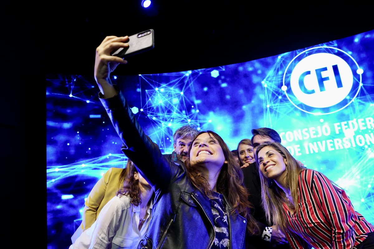 CFI_Argentina's tweet photo. Para medir el impacto de las industrias culturales en el país necesitamos intervenir con nuevas herramientas. El sector cultural genera empleo joven y de calidad, y el conocimiento es la base para volverlo dinámico.
 
Programa 'Industrias Culturales y Nuevas Tecnologías' 📲 https://t.co/WAeIADJPPb