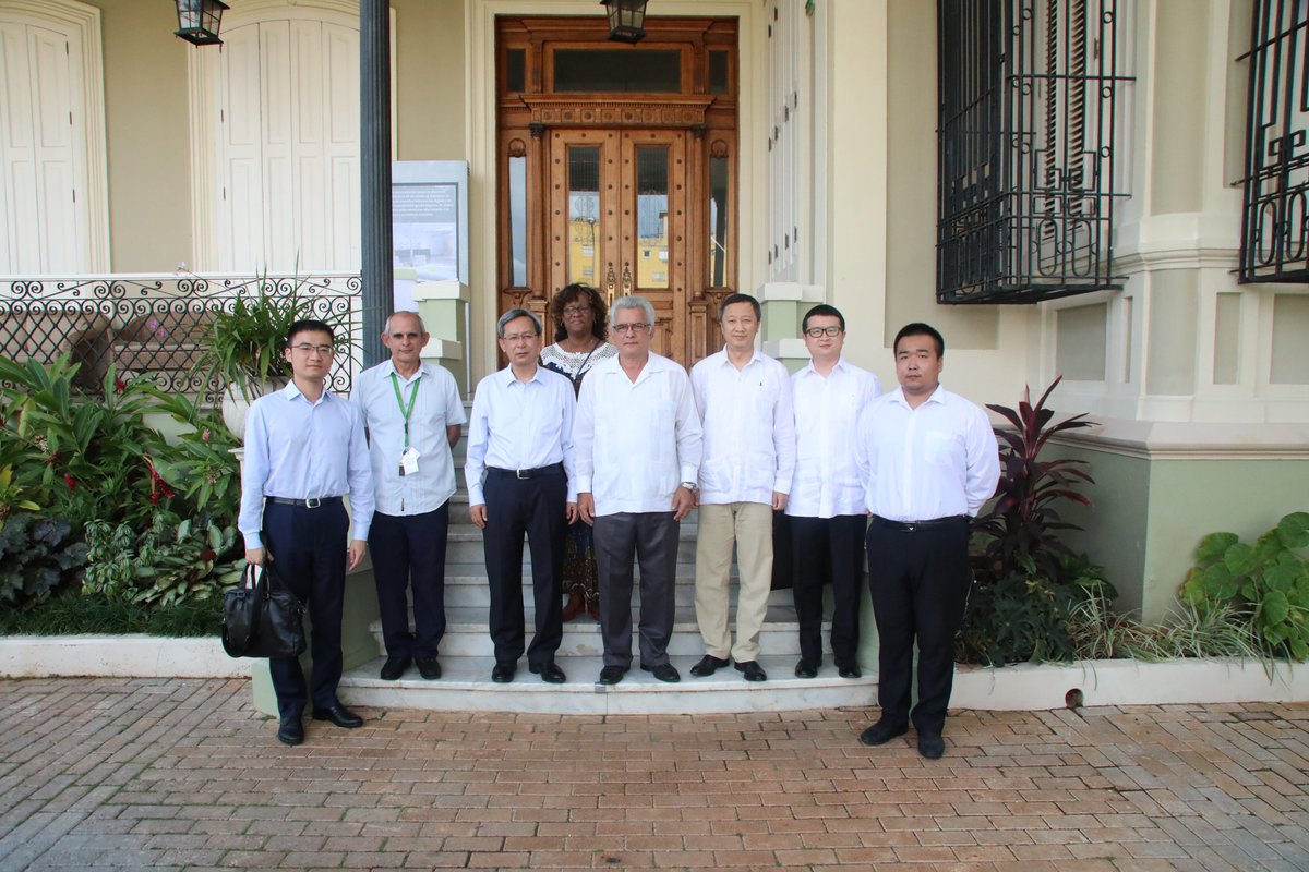 Recibe el #CentroFidelCastroRuz delegación del Partido Comunista Chino, presidida por el director general del Buró 5, Wang Yulin. #FidelVive #CubaEsSolidaridad <a href="/PartidoPCC/">Partido Comunista de Cuba</a>