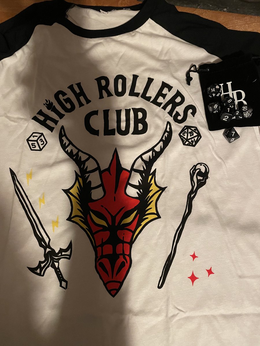 tomowatt's tweet photo. Excited to play and DM with the awesome @HighRollersDnD shirt and dice #clearskies https://t.co/X3g1d80Yn1
