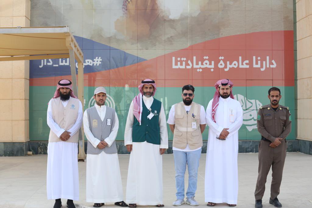 qassimhealth's tweet photo. #رقابة |

#فريق_اللجنة_الوطنية_لمكافحة_التبغ في #صحة_القصيم والجهات ذات العلاقة ينفذ عدد من الجولات الميدانية على المراكز والمؤسسات التجارية في منطقة #القصيم ، للتأكد من التزامها بنظام #مكافحة_التدخين ولوائحه التنفيذية واتخاذ الإجراءات النظامية حيال المخالفات المرصودة. https://t.co/SWNahr4qSX