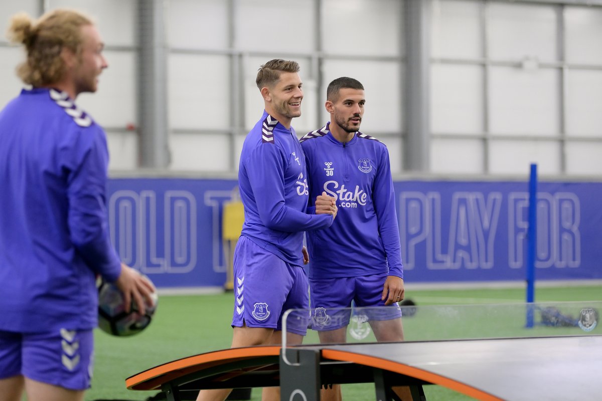 Everton's tweet photo. team dad wins. https://t.co/cIeSmi3Dub