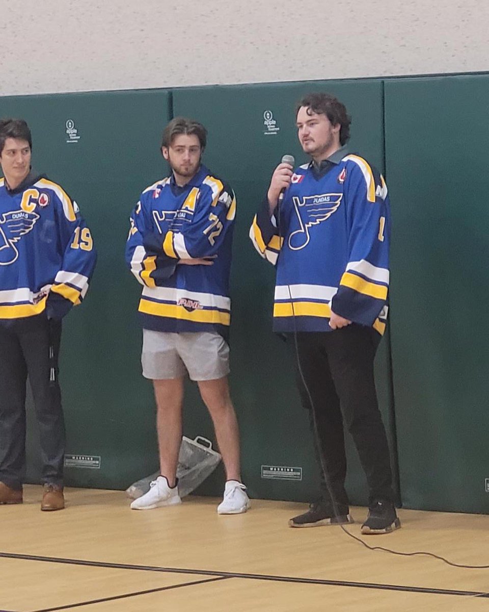 DaneONeill2's tweet photo. The Dundas Blues players visited St Augustine Elementary today to speak and vote on posters that were made by these very talented grade1-6 students. Check out the new Blues Fans section where these colourful creative posters will be displayed for every home game. https://t.co/JzvH86Zg3r