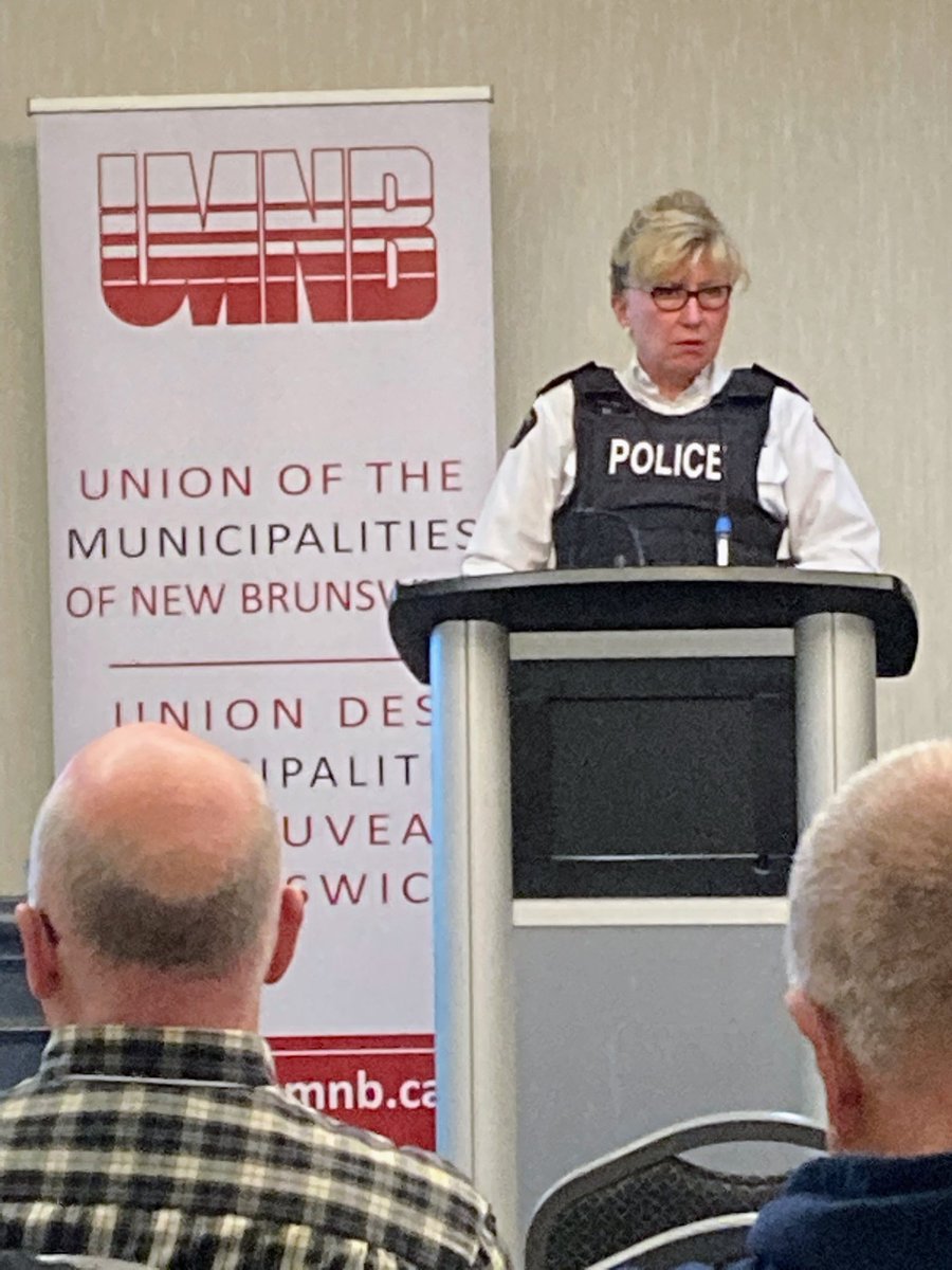 Ward3Riverview's tweet photo. @MunicipalNB conference: “We just don’t have enough members. I have exhausted people, stressed out people, I just don’t have enough people; we’re having conversations about getting to a better place.” -Assistant Commissioner, RCMP J-Division, DeAnna Hill #umnb2022 #RCMP #nbpoli https://t.co/U2usquLz05