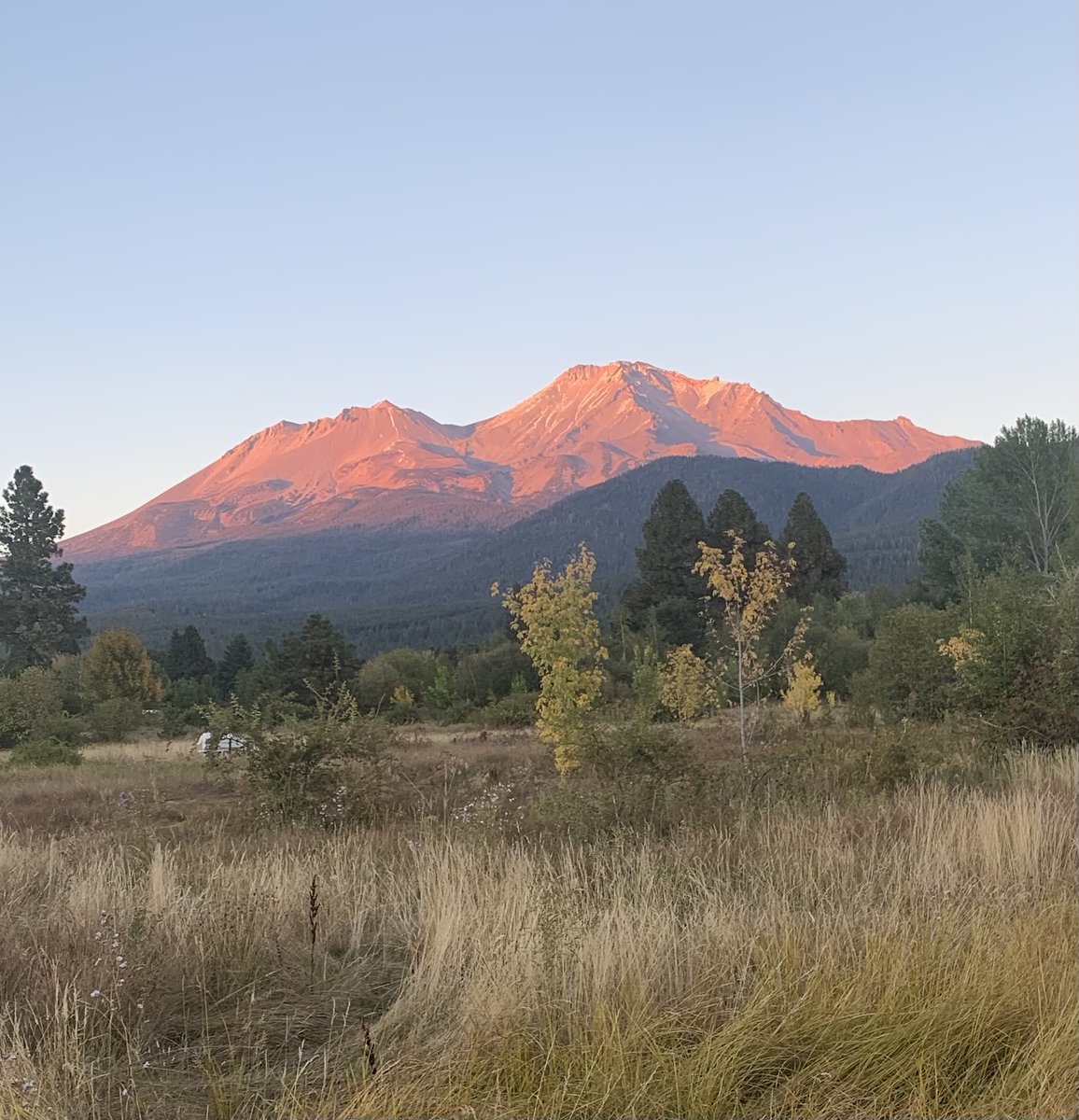 Cold Creek Inn tweet media