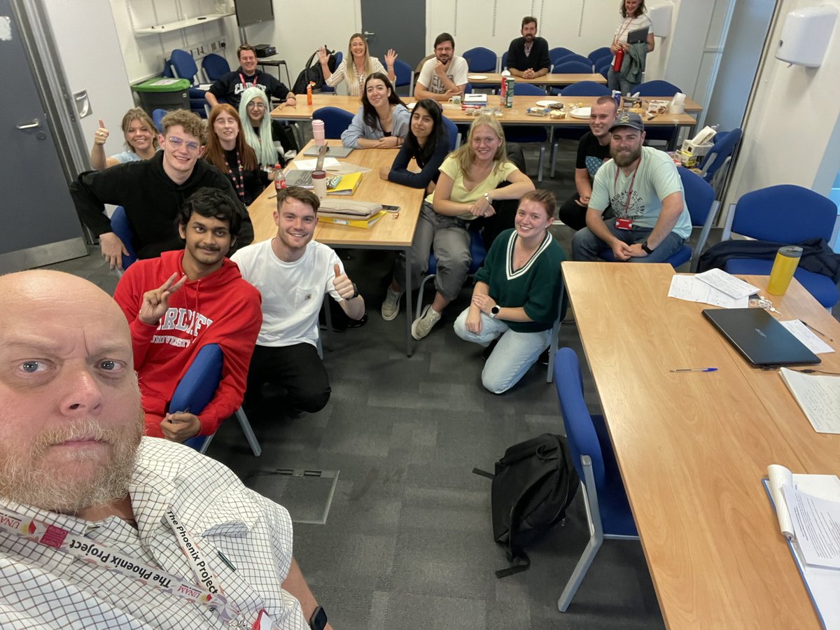 sm_rutherford's tweet image. Spent the most amazing week with these colleagues and Year 2 students from @CUBiosciences, doing a week-long Education Research experience on “How to better support students going into/through Yr1?”. Generated their own data and presented their findings like real pros!! Awesome!