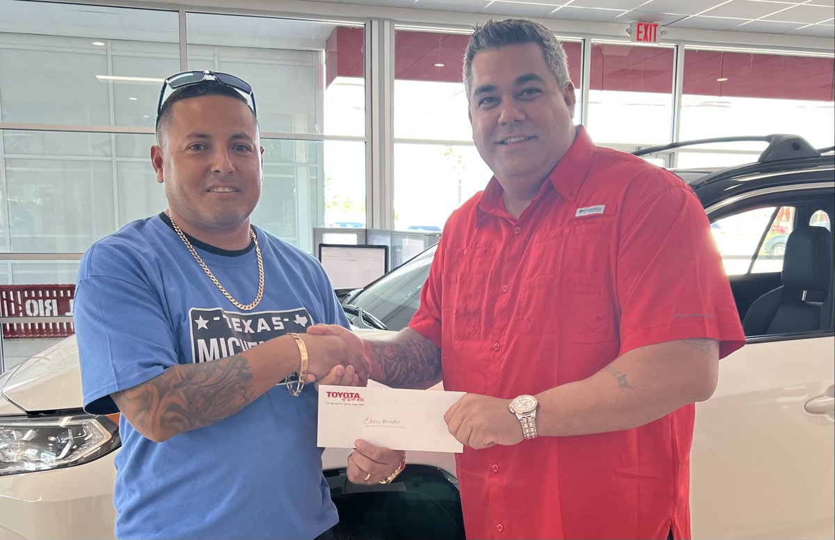 ToyotaDelRio's tweet photo. Good Luck to Chris Mireles this weekend at the KDLK Border Pit Battle! Toyota Del Rio will only sponsor the best; we know Chris is the best! Everyone go out and show your support! 

#Warrantyforever #khouryculture #toyota #letsgoplaces #toyotadelrio #KDLK #Boderpit #bbq https://t.co/UzuKyhQfiG