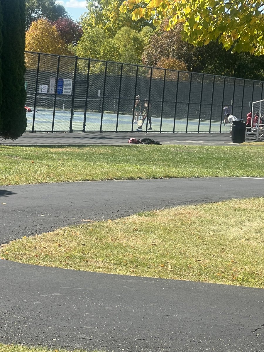 GoMHS_Athletics's tweet photo. Mundelein hosting the #NSC Girls Tennis 🎾 Invitational today at 3 sites. #Giddyup @MunMustangsGT Good Luck Mustangs @MundBoosterClub https://t.co/tXksT8uICK