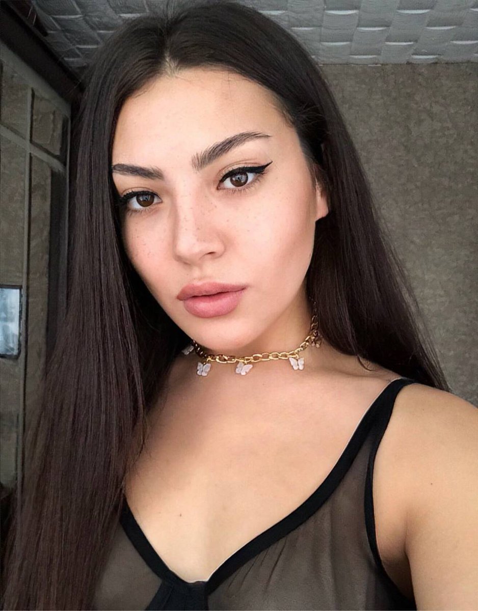 KaylarEmma's tweet image. Be your side