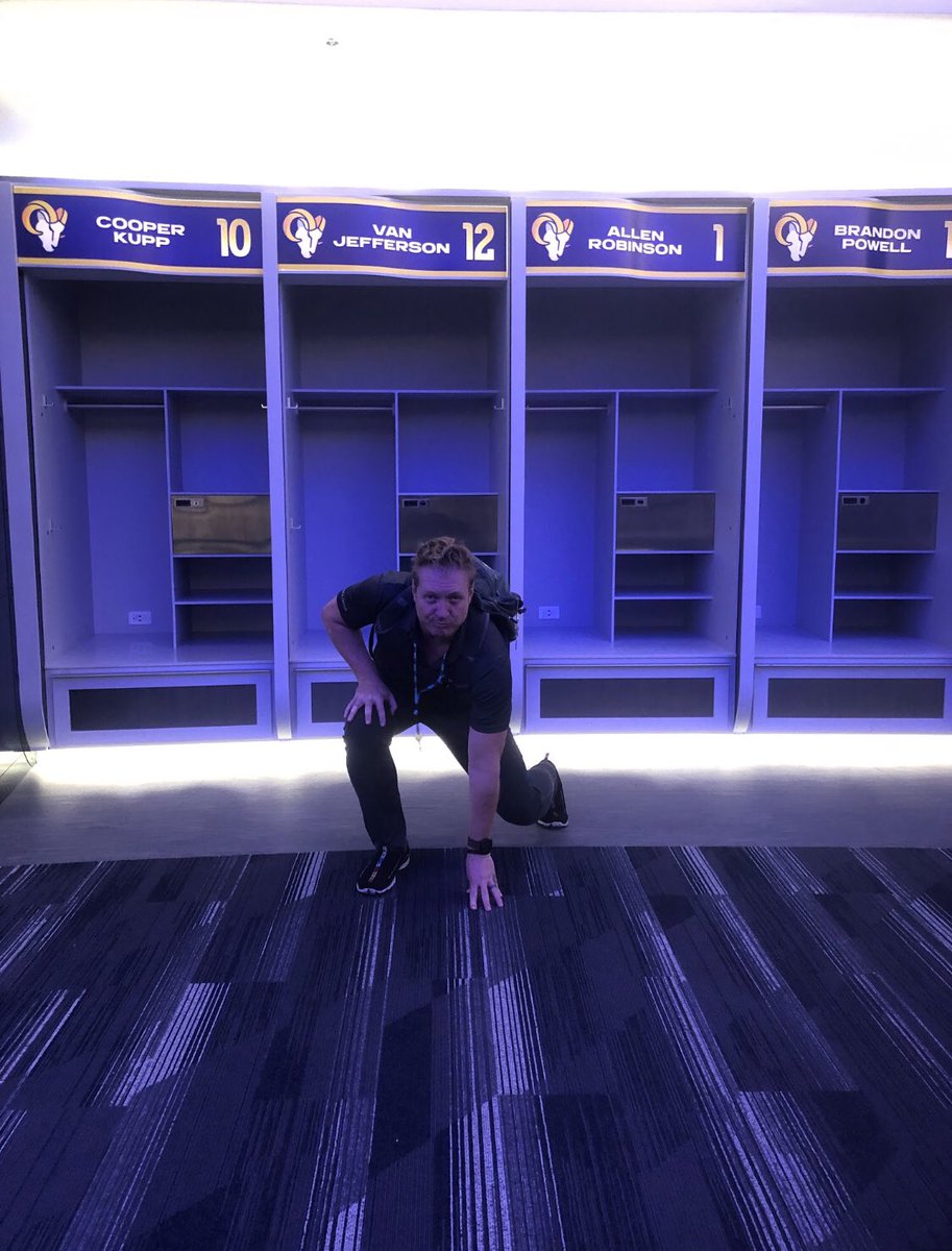 Great field trip to SoFi stadium for the <a href="/deletethedivide/">deletethedivide</a> event to show Hawkins HS students great career pathways in technology. I could feel the adrenaline players must feel on that field! @ITI_LAUSD <a href="/RISE_Hawkinshs/">RISE_HawkinsHS</a>