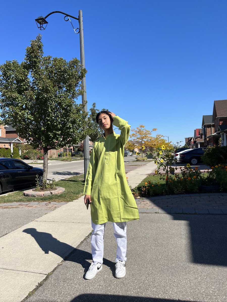 i didnt post dashain fits cause they crac me up haha