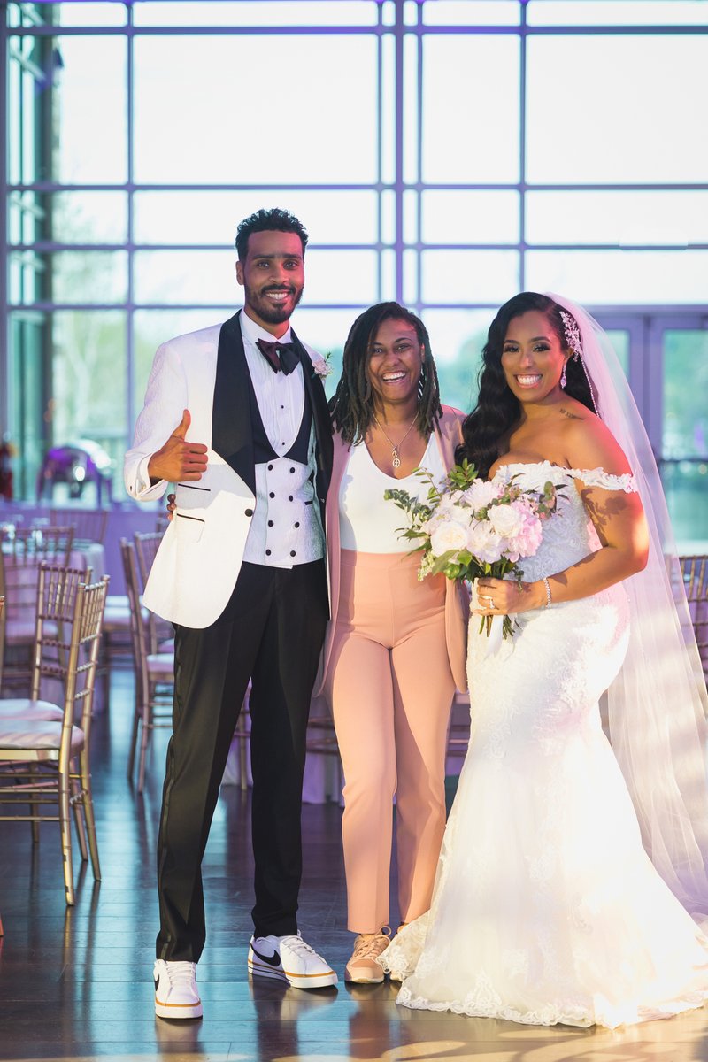 Did you know that today is World Smile Day? Check out these smiles after a lovely room reveal at The River View at Occoquan!

Planner: @eventsbytyra

#dcweddingplanner #dmvweddingplanner #weddings #bridetobe #blacklove #vaweddingplanner