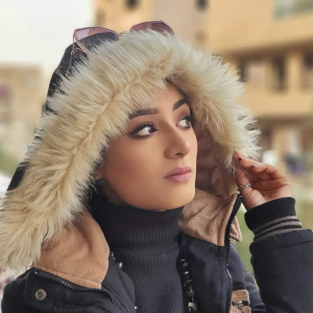 تبحث النساء عن الحياة بينما الرجال يبحثون عن النساء