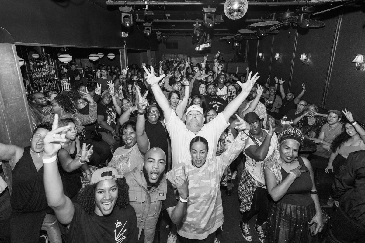 HipHopAndPoetry's tweet photo. Thank you for a such a dope show last night LA. It was SOLD OUT, and the energy in the building was incredible. We’re grateful for you giving us your time. We will definitely be back for another one. https://t.co/yIhf2k1nwE