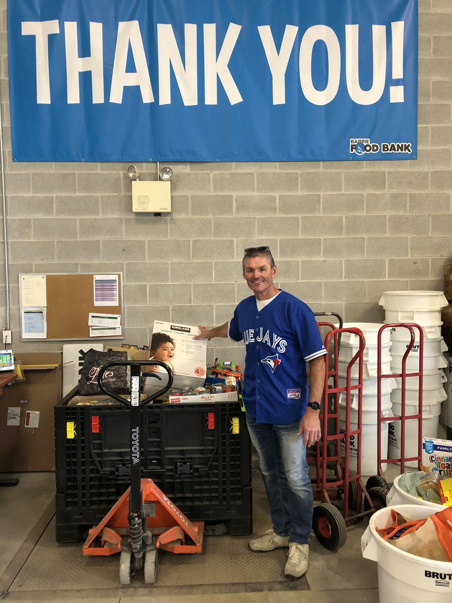 RidgeAlgonquin's tweet photo. Way to go Rapids. Over 800lbs of food donated to the Food Bank. @SCDSB_Schools @LC_Simcoe https://t.co/xI6H80FOZL
