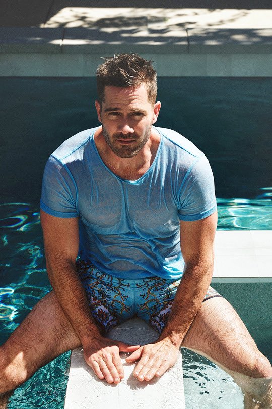FitFamousMales's tweet photo. LUKE MACFARLANE 😍🔥 https://t.co/SuNe6TYVyM