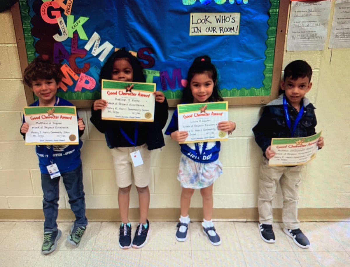 HEHHawks1's tweet photo. Our school knows respect begins with us! Teachers nominated students who have displayed peer excellence during the Week of Respect. Ms. Drew awarded the nominees with a Good Character Award! ⭐️🏆 @BayonneBOE https://t.co/8BfMjuu2NL
