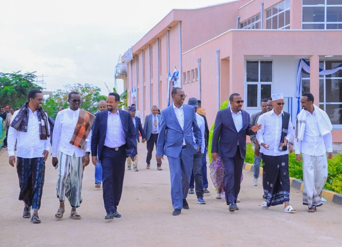 Husseinkasim's tweet photo. Today, the SRS became the first region to host the executive committee meeting of the Prosperity Party, the ruling party in Ethiopia. This is part of our agenda to make Jijiga a diplomatic hub and center of development in the Horn. https://t.co/Jcy3dqGs5M