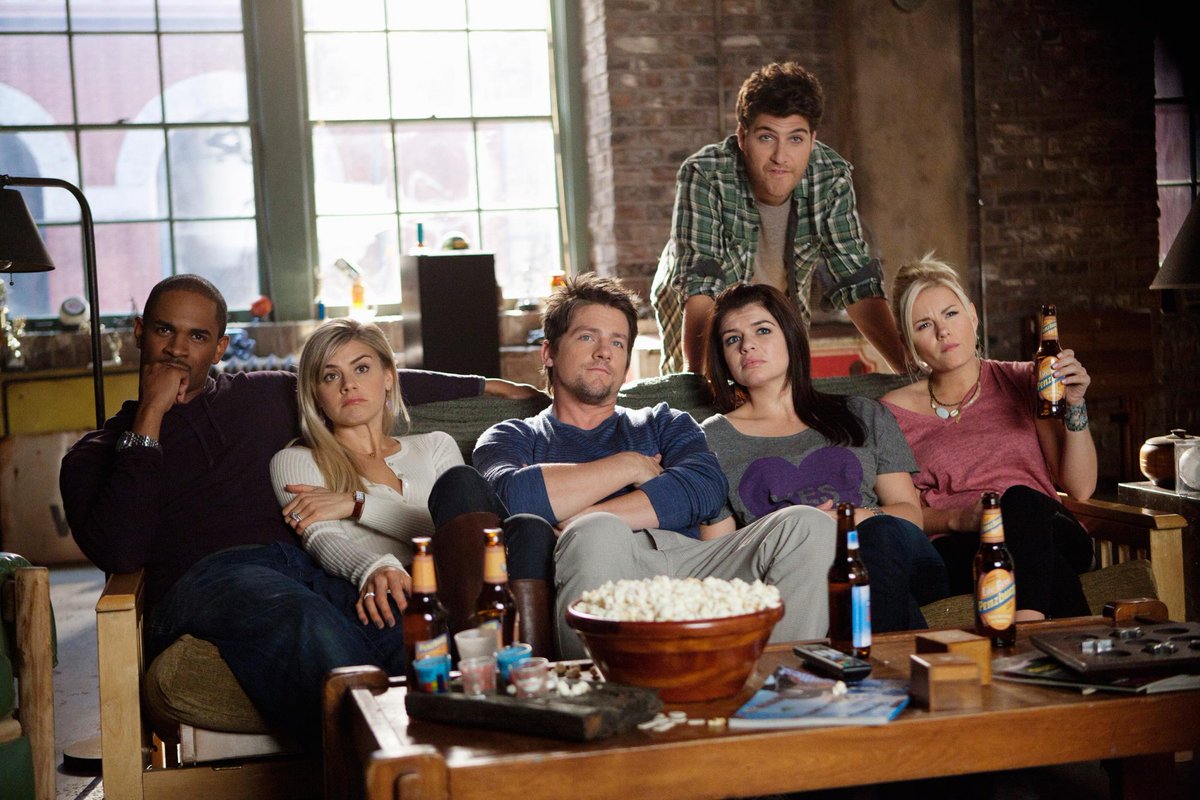 BeardedGenius's tweet photo. For a mainstream US sitcom, this was great. https://t.co/70YR6gwh2R
