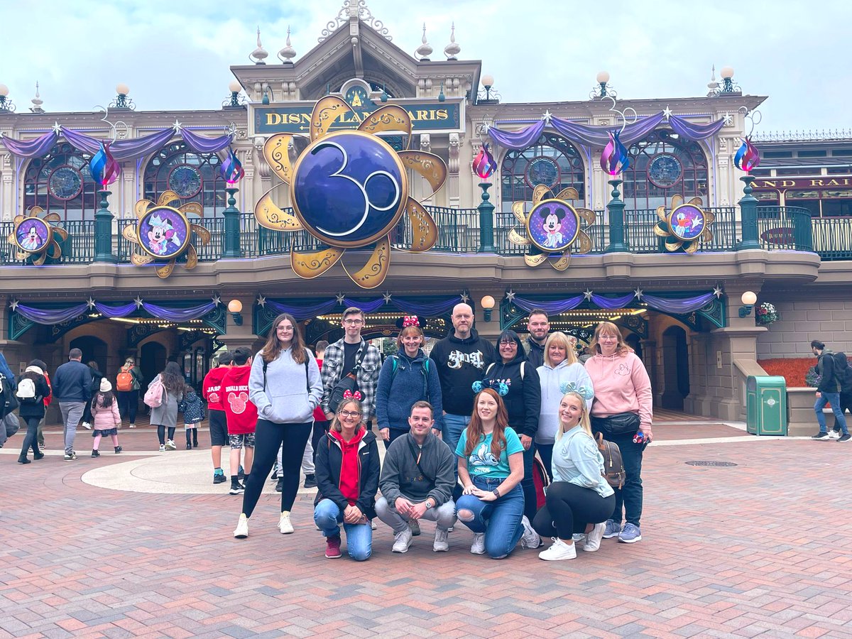This week has been tough! It has been almost a week since we returned from our wonderful school trip to Disney and I still feel exhausted. How lovely it was to take our amazing Year 8s to such a magical place. They were superstars! ⭐️