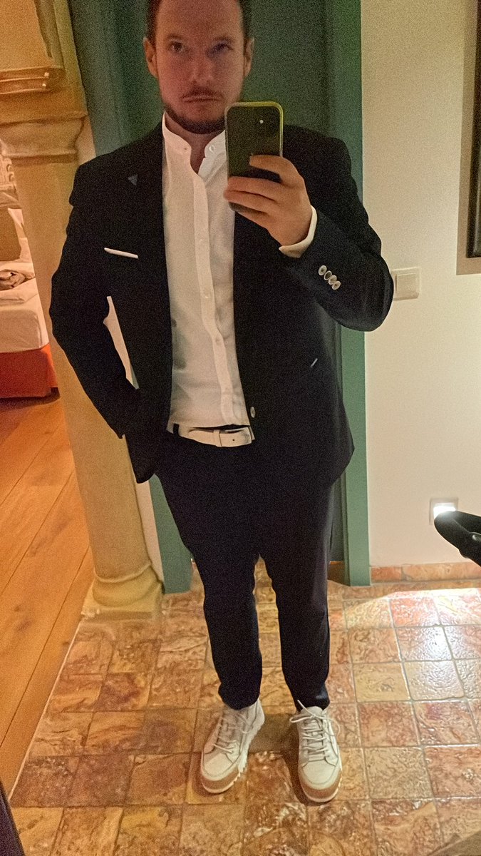 seschtei's tweet photo. Kann man so Essen gehen? 🤷🏽‍♂️ https://t.co/Pl3yP7bhQ9
