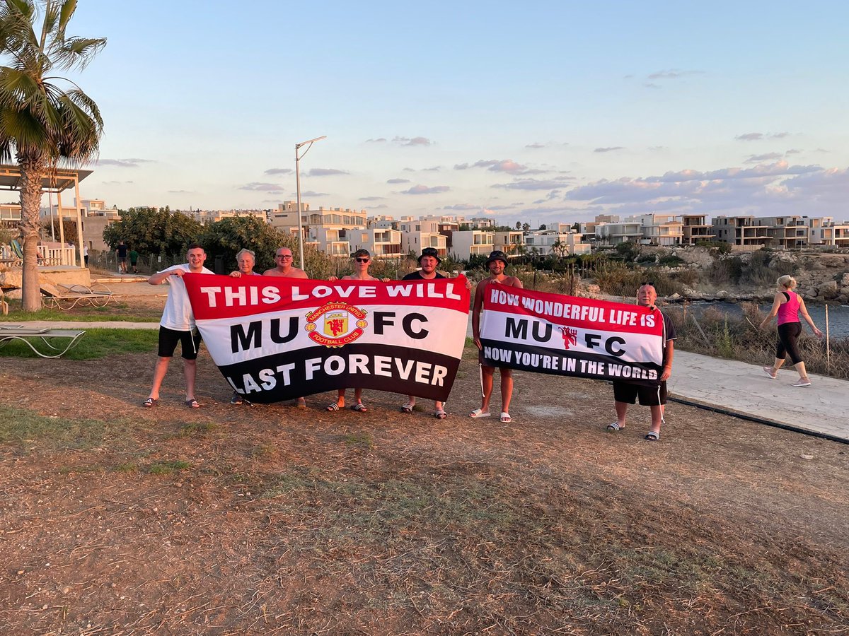 MUFC Flags & Banners tweet media