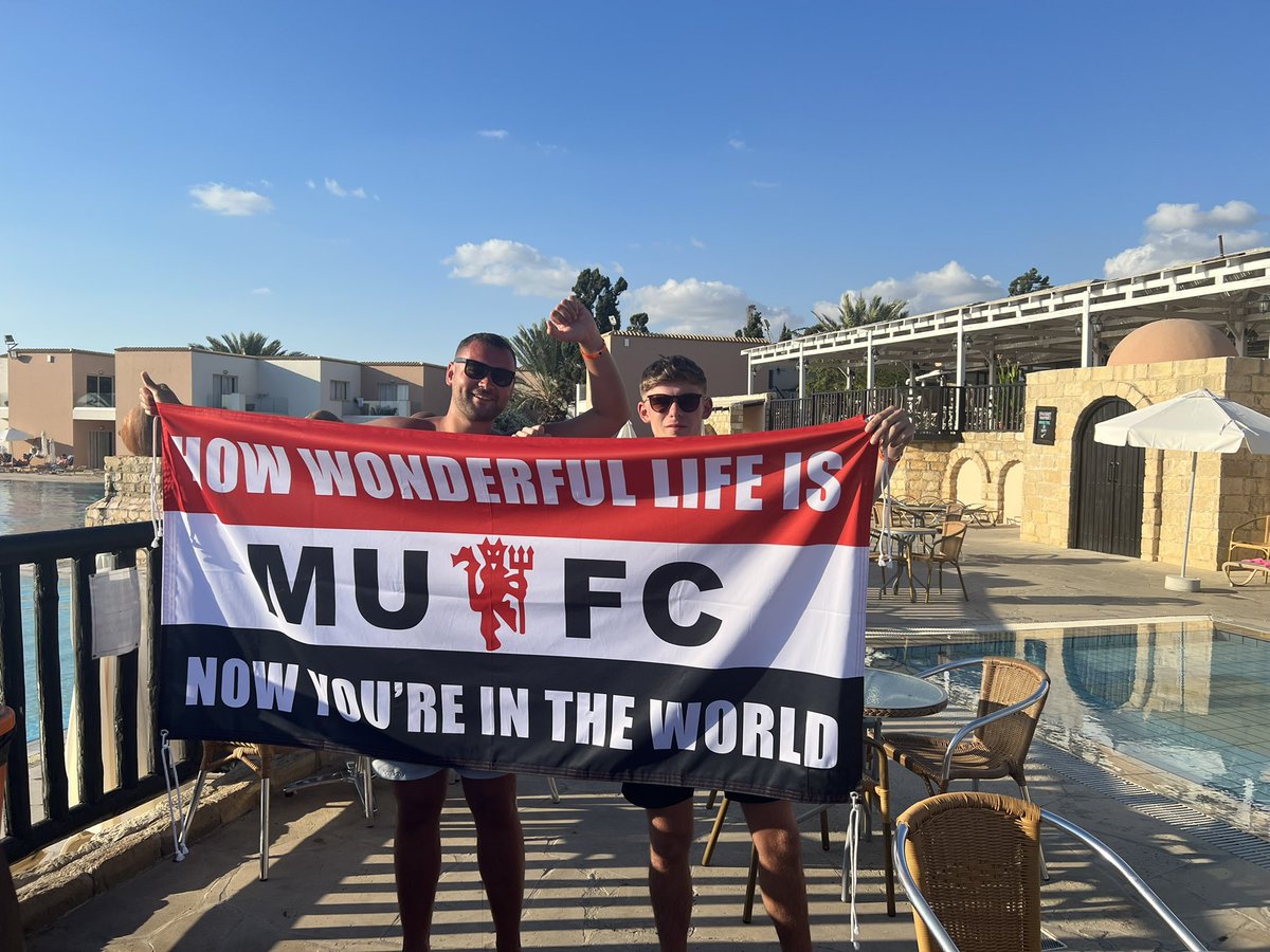 MUFC Flags & Banners tweet media