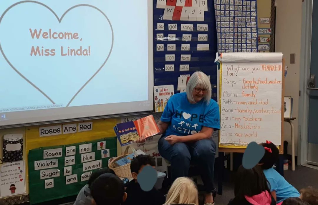 HOPEwwcEdmonton's tweet photo. Last day of Read In Week at Aldergrove School.   Thank you to our volunteer @ljcraigmyle.
@ReadInWeek

From the children:
"Can we read another book"
"Can I have a hug"

#hopewwcyeg #aldergroveschool #readinweek #readtochildren #abookaday #makeadifference #books #volunteer https://t.co/AEIJljHRsq