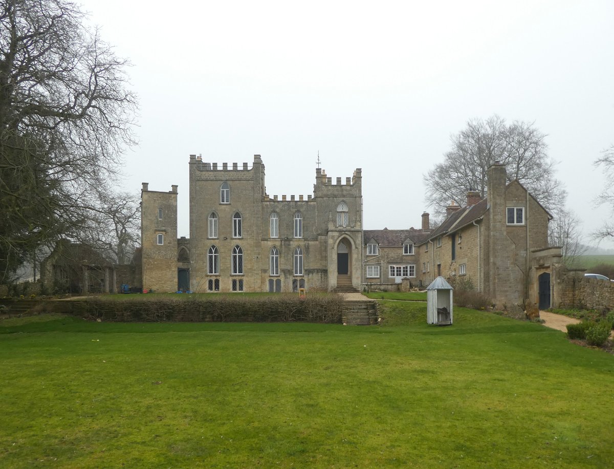 MattAVaughan's tweet photo. Here was Bell's Castle on 4th March 2021, @NagleMuzz's second day @InsallArch and here it is today after construction of a new stair turret (on the right) beautifully built by @ConservationLtd (okay the weather helps) https://t.co/bg4ORDS9Qe
